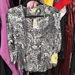 ONE WORLD SZ S Black and White Paisley Cardigan NWT